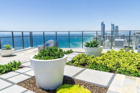 Rhapsody Resort - Official - Accommodation Brisbane 4
