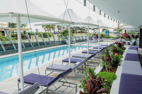 Rhapsody Resort - Official - Accommodation Brisbane 9