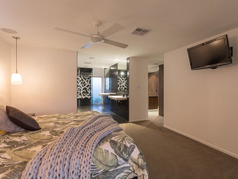 Rumrunner Resort - Accommodation Brisbane 24