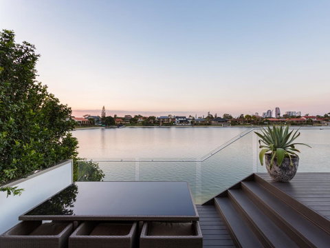 Rumrunner Resort - Accommodation Brisbane 11