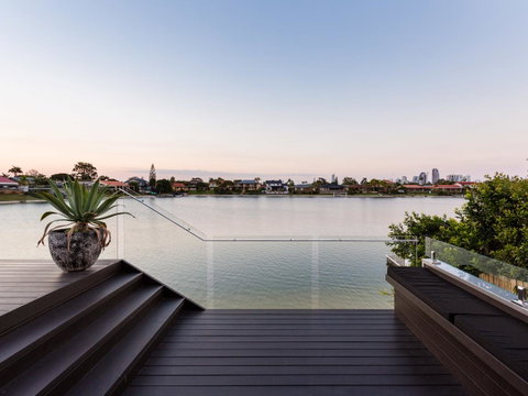 Rumrunner Resort - Accommodation Brisbane 12