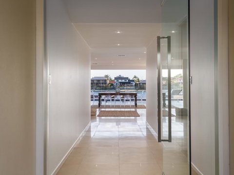 Rumrunner Resort - Accommodation Brisbane 2