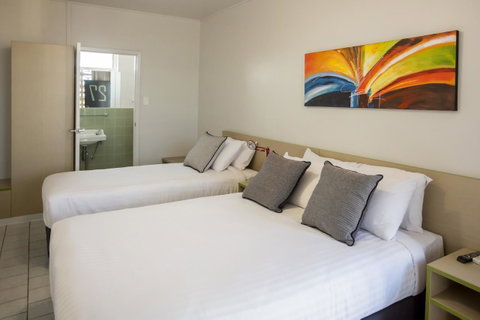 Nightcap At Emerald Star Hotel - Accommodation Brisbane 41