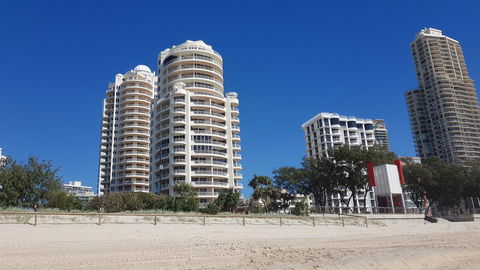 APR Private SUITES MOROC By The Beach - Accommodation Brisbane 37