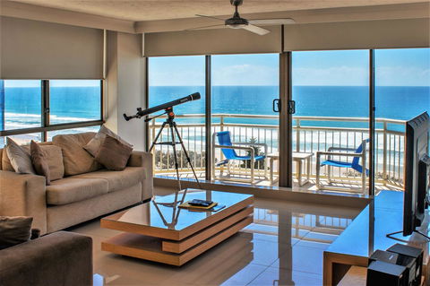 Seacrest Beachfront Apartments Surfers Paradise - Accommodation Brisbane 30