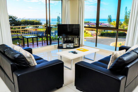 Seacrest Beachfront Apartments Surfers Paradise - Accommodation Brisbane 35