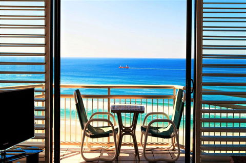 Seacrest Beachfront Apartments Surfers Paradise - Accommodation Brisbane 29