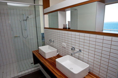 Penthouse On Bright Point - Accommodation Brisbane 14