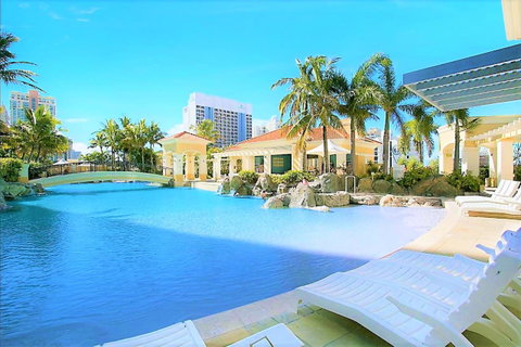 The Towers Of Chevron Renaissance - Holidays Gold Coast - Accommodation Brisbane 7