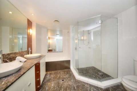 The Towers Of Chevron Renaissance - Holidays Gold Coast - Accommodation Brisbane 16