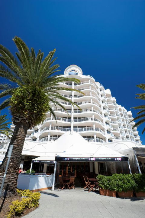 The Phoenician Resort - Accommodation Brisbane 4