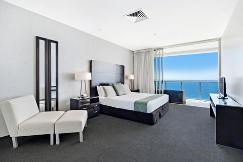 ULTIQA Air On Broadbeach - Accommodation Brisbane 8