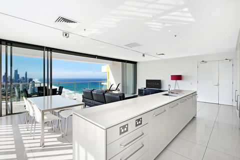 ULTIQA Air On Broadbeach - Accommodation Brisbane 21