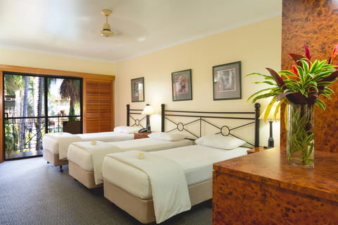 Palm Royale Cairns - Accommodation Brisbane 24