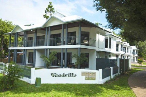 Woodville Beach Townhouse 5 - Accommodation Brisbane 0
