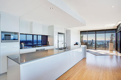 Mantra Circle On Cavill - Accommodation Brisbane 3