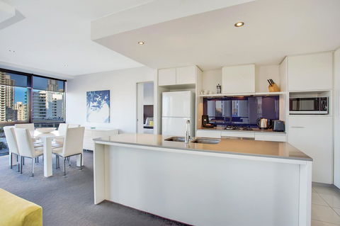 Mantra Circle On Cavill - Accommodation Brisbane 19