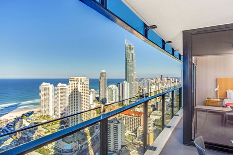 Mantra Circle On Cavill - Accommodation Brisbane 30