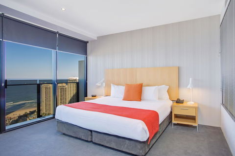 Mantra Circle On Cavill - Accommodation Brisbane 27