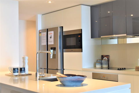 Gold Coast Private Apartments - H Residences, Surfers Paradise - Accommodation Brisbane 4
