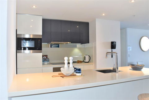Gold Coast Private Apartments - H Residences, Surfers Paradise - Accommodation Brisbane 7