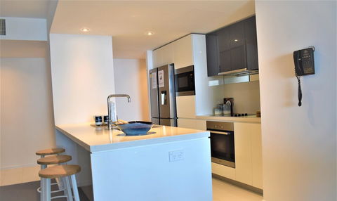 Gold Coast Private Apartments - H Residences, Surfers Paradise - Accommodation Brisbane 10