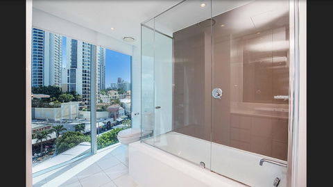 Gold Coast Private Apartments - H Residences, Surfers Paradise - Accommodation Brisbane 36