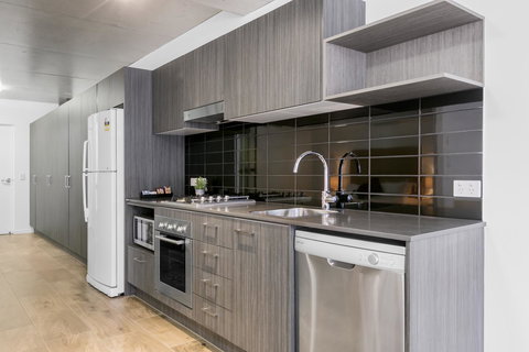 Direct Collective - Pavilion And Governor On Brookes - Accommodation Brisbane 6