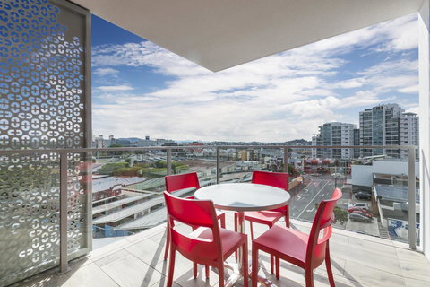 Direct Collective - Pavilion And Governor On Brookes - Accommodation Brisbane 8