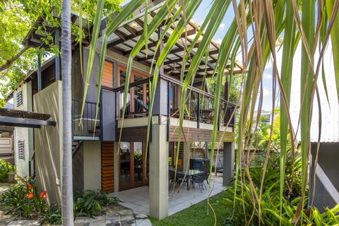 Pure Magnetic Villa 9 - Accommodation Brisbane 15
