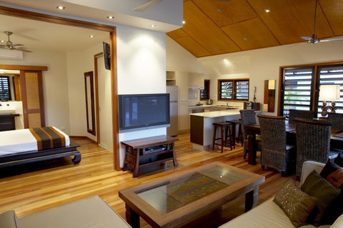 Pure Magnetic Villa 9 - Accommodation Brisbane 10