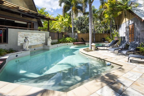 Pure Magnetic Villa 9 - Accommodation Brisbane 13