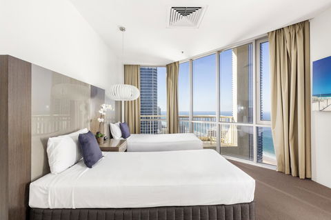 Novotel Surfers Paradise - Accommodation Brisbane 2