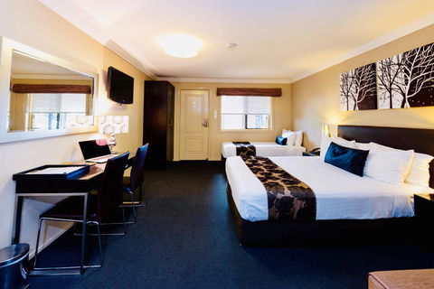 Ambassador On Ruthven - Accommodation Brisbane 22