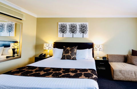 Ambassador On Ruthven - Accommodation Brisbane 14