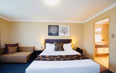 Ambassador On Ruthven - Accommodation Brisbane 16