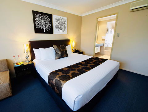 Ambassador On Ruthven - Accommodation Brisbane 2