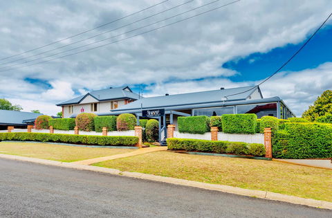 Ambassador On Ruthven - Accommodation Brisbane 6