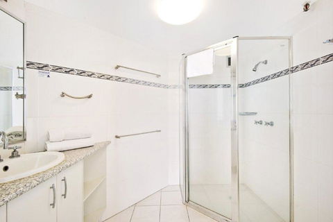 Surfers International Apartments - Accommodation Brisbane 18