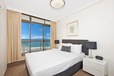 Surfers International Apartments - Accommodation Brisbane 19