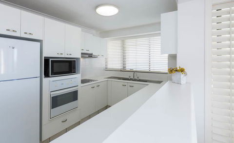 South Pacific Plaza - Official - Accommodation Brisbane 27
