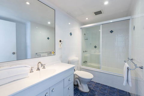 South Pacific Plaza - Official - Accommodation Brisbane 21