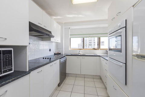 South Pacific Plaza - Official - Accommodation Brisbane 20
