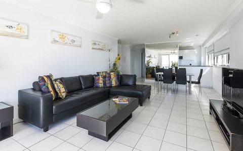 South Pacific Plaza - Official - Accommodation Brisbane 18