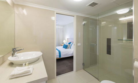South Pacific Plaza - Official - Accommodation Brisbane 39