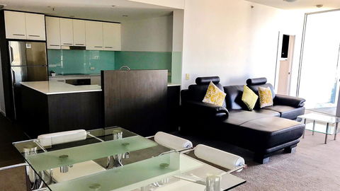 Oaks Townsville Gateway Suites - Accommodation Brisbane 3