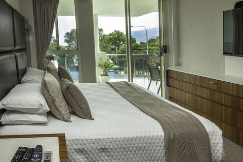 Waters Edge Apartment Cairns - Accommodation Brisbane 3
