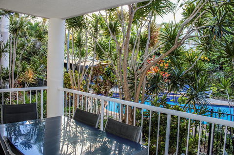 Surfers Beach Holiday Apartments - Accommodation Brisbane 13