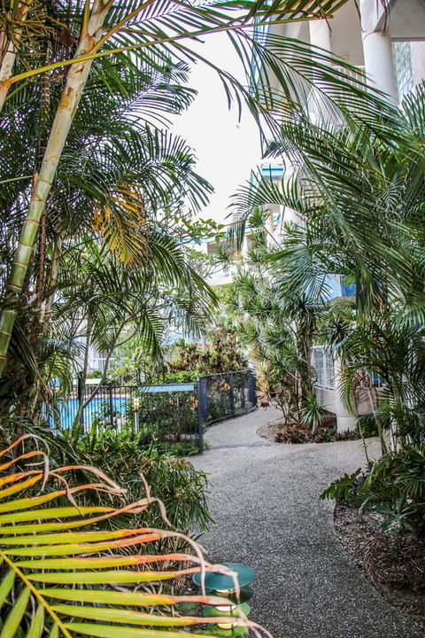 Surfers Beach Holiday Apartments - Accommodation Brisbane 11