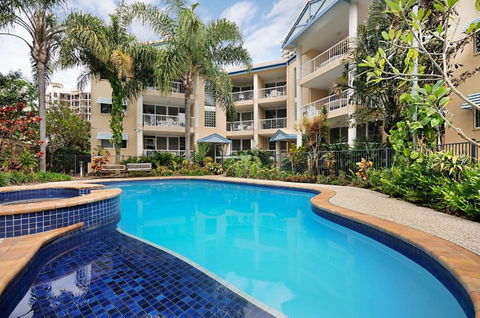 Surfers Beach Holiday Apartments - Accommodation Brisbane 5